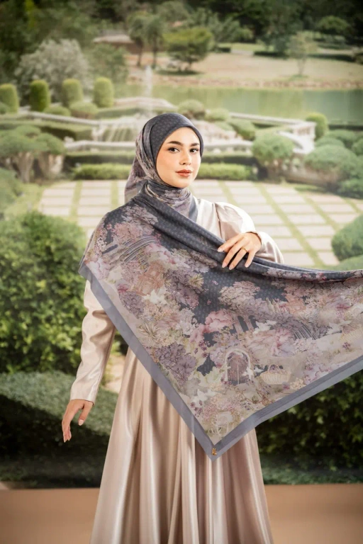 Image of SOUNDS OF GARDEN SCARF ECLIPSE