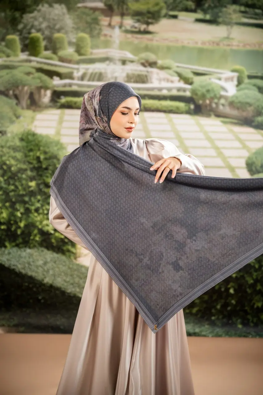 SOUNDS OF GARDEN SCARF ECLIPSE