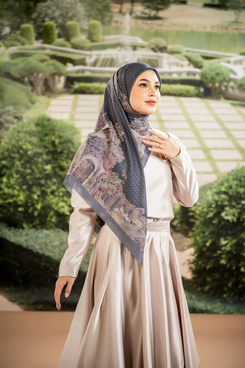 SOUNDS OF GARDEN SCARF ECLIPSE