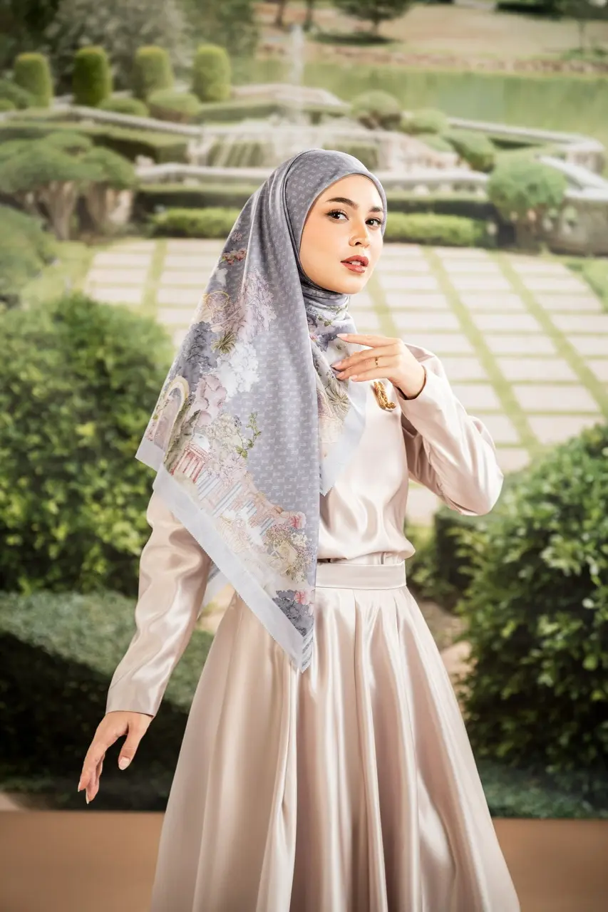SOUNDS OF GARDEN SCARF DOVEY