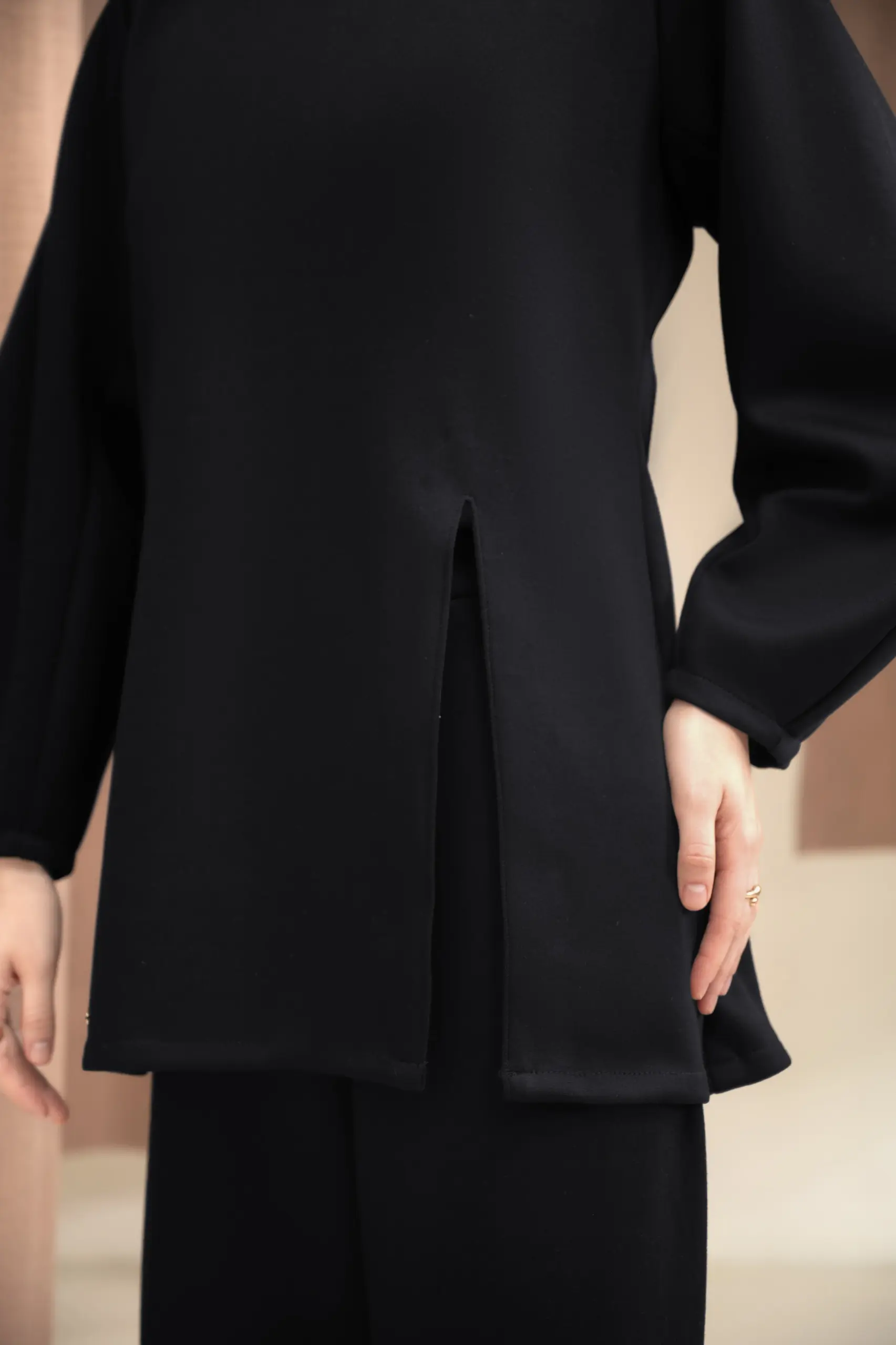 ARC TOP BLACK