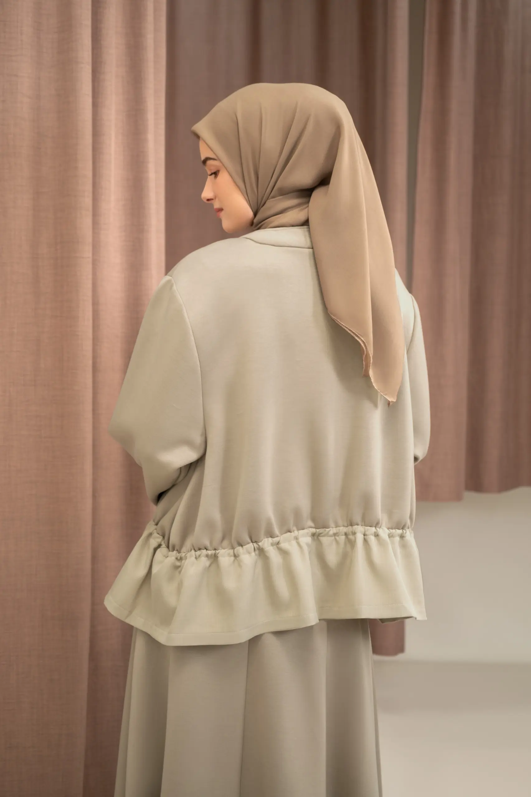ARC JACKET TAUPE