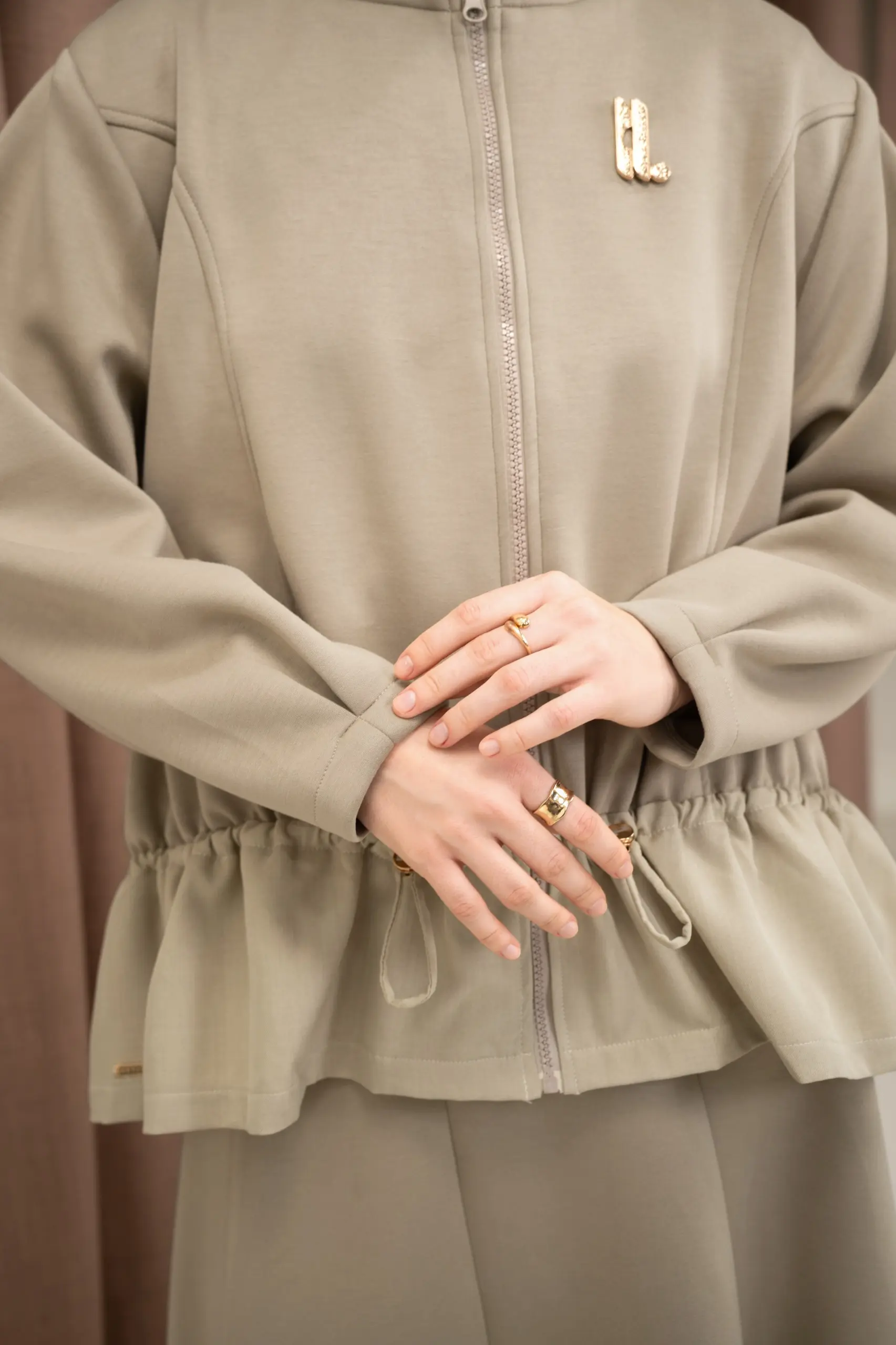 ARC JACKET TAUPE