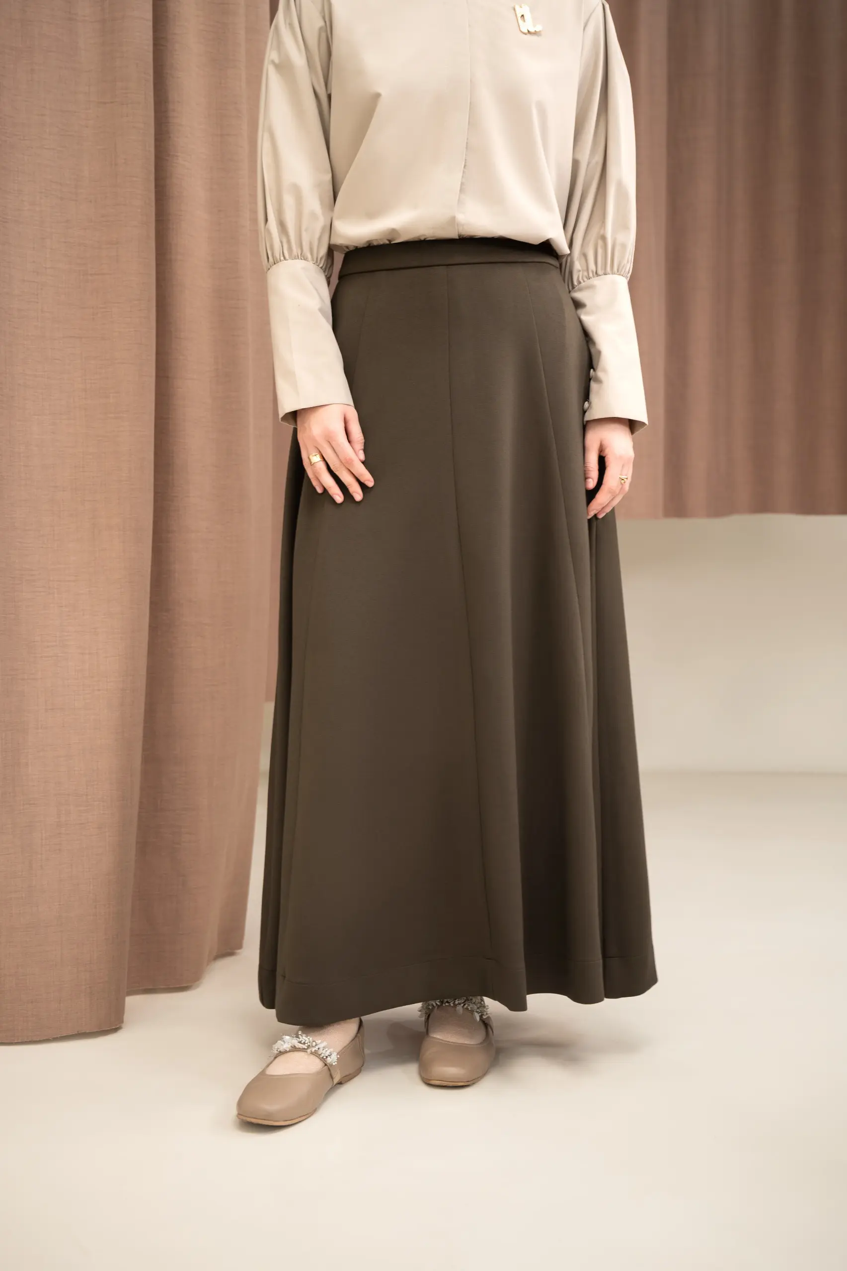 ARC SKIRT SABLE