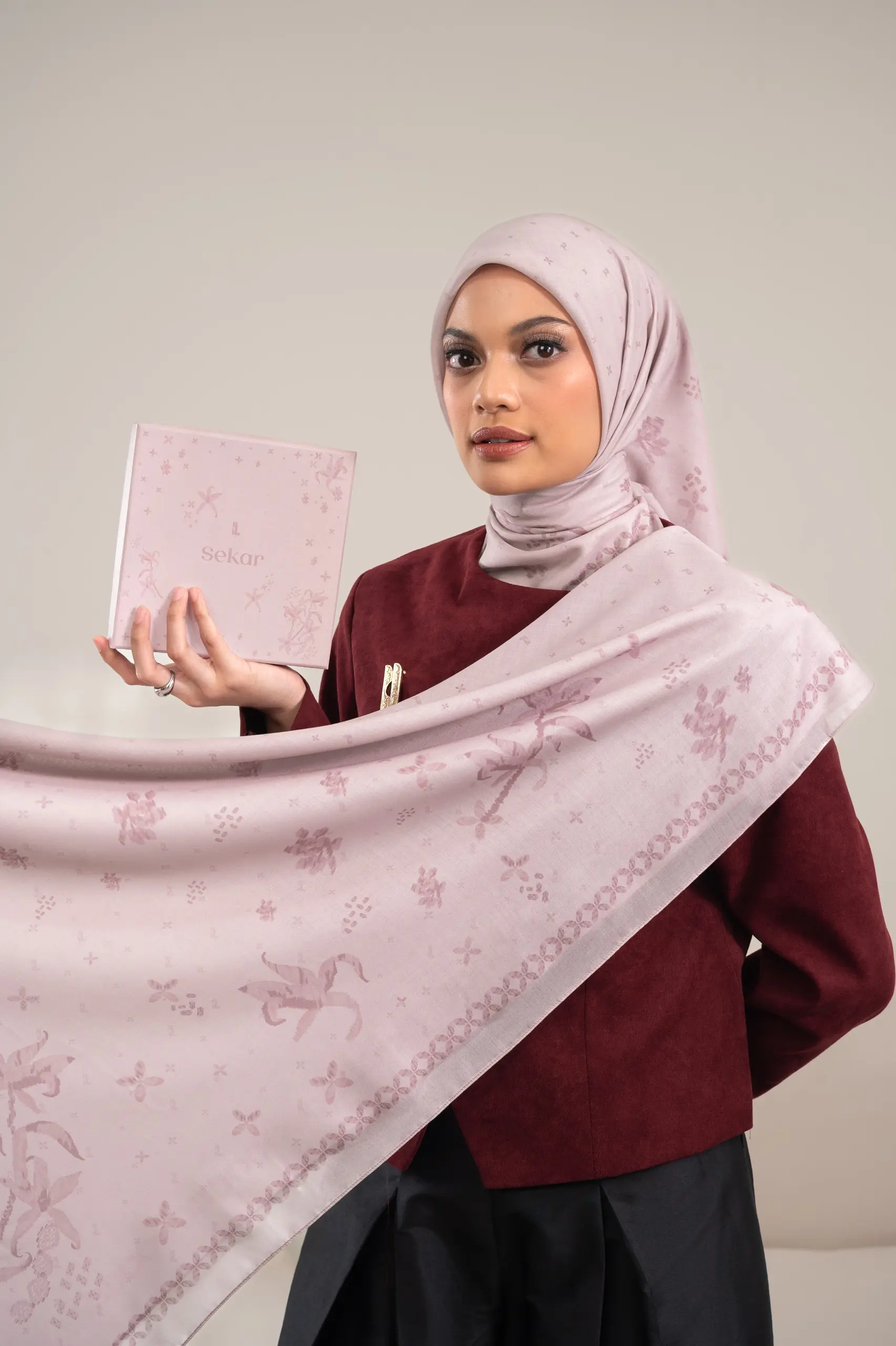 SEKAR SCARF SERUNI