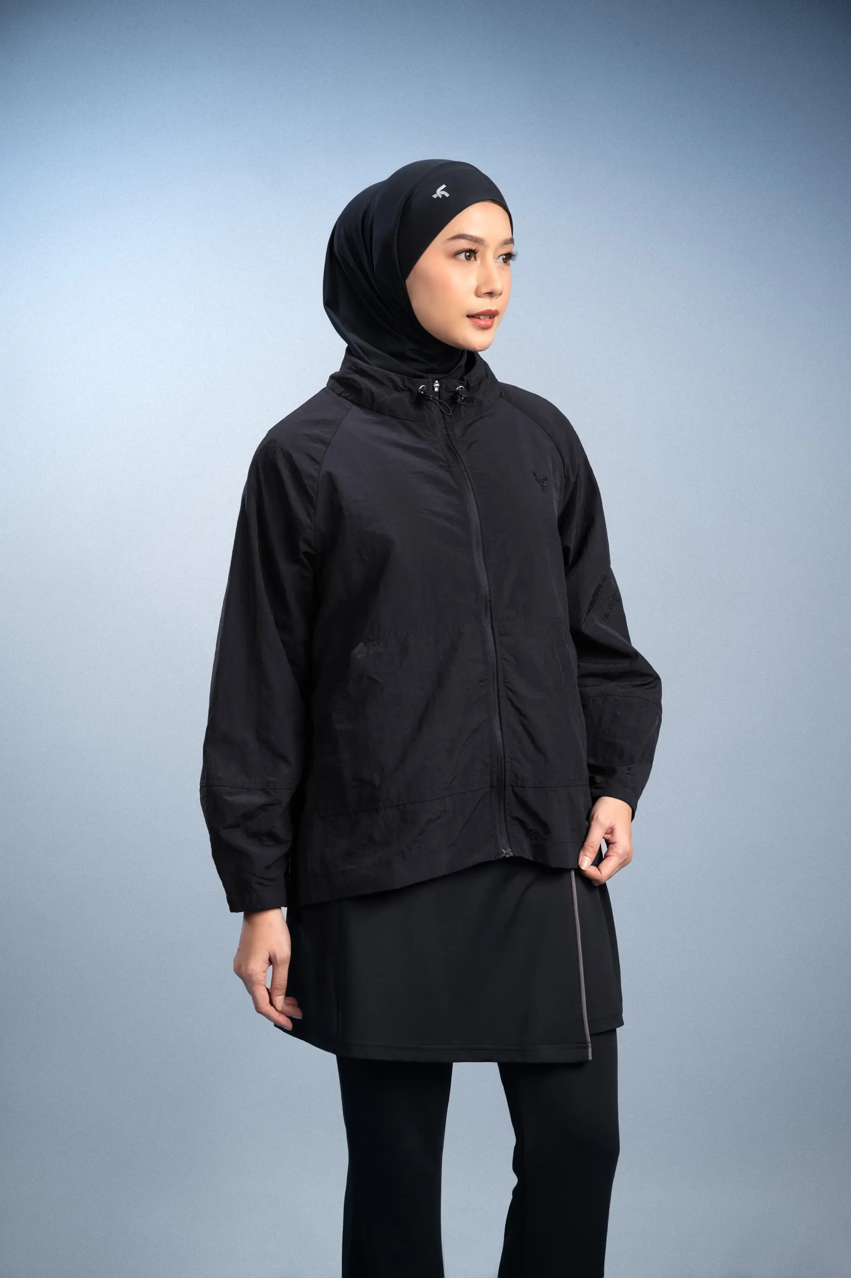 LADY FIT STRIVE BOXY JACKET BLACK
