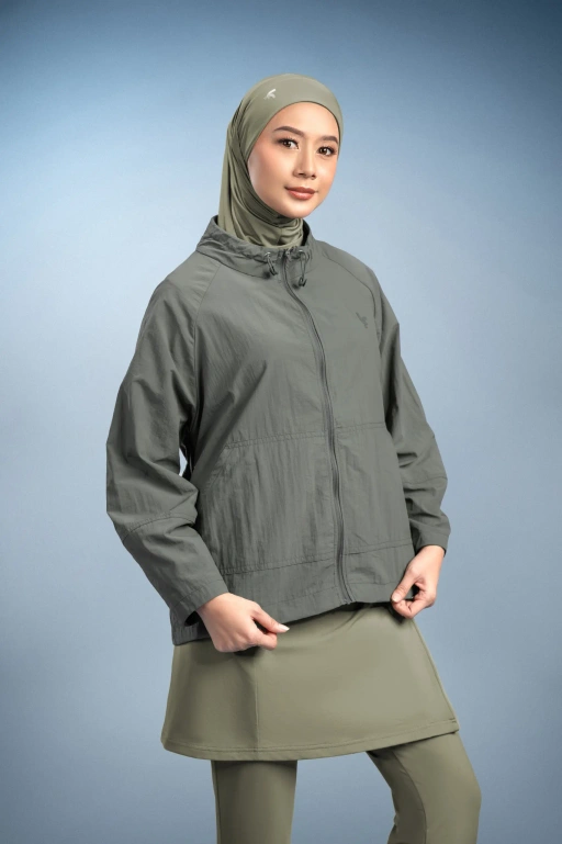 LADY FIT STRIVE BOXY JACKET CEMENT