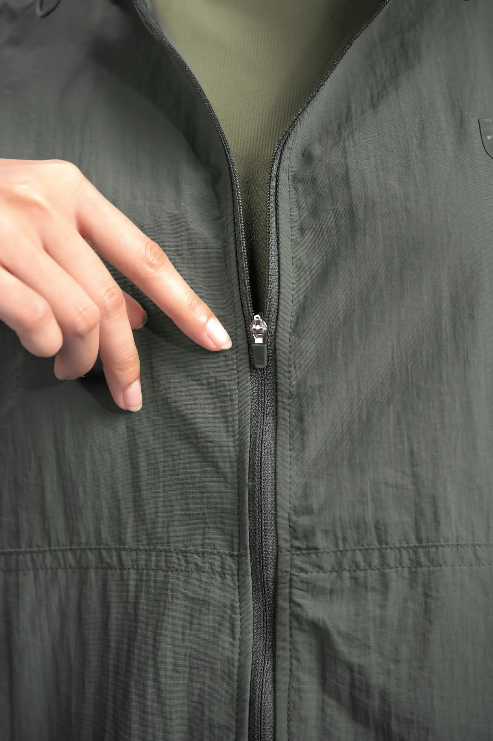 LADY FIT STRIVE BOXY JACKET CEMENT