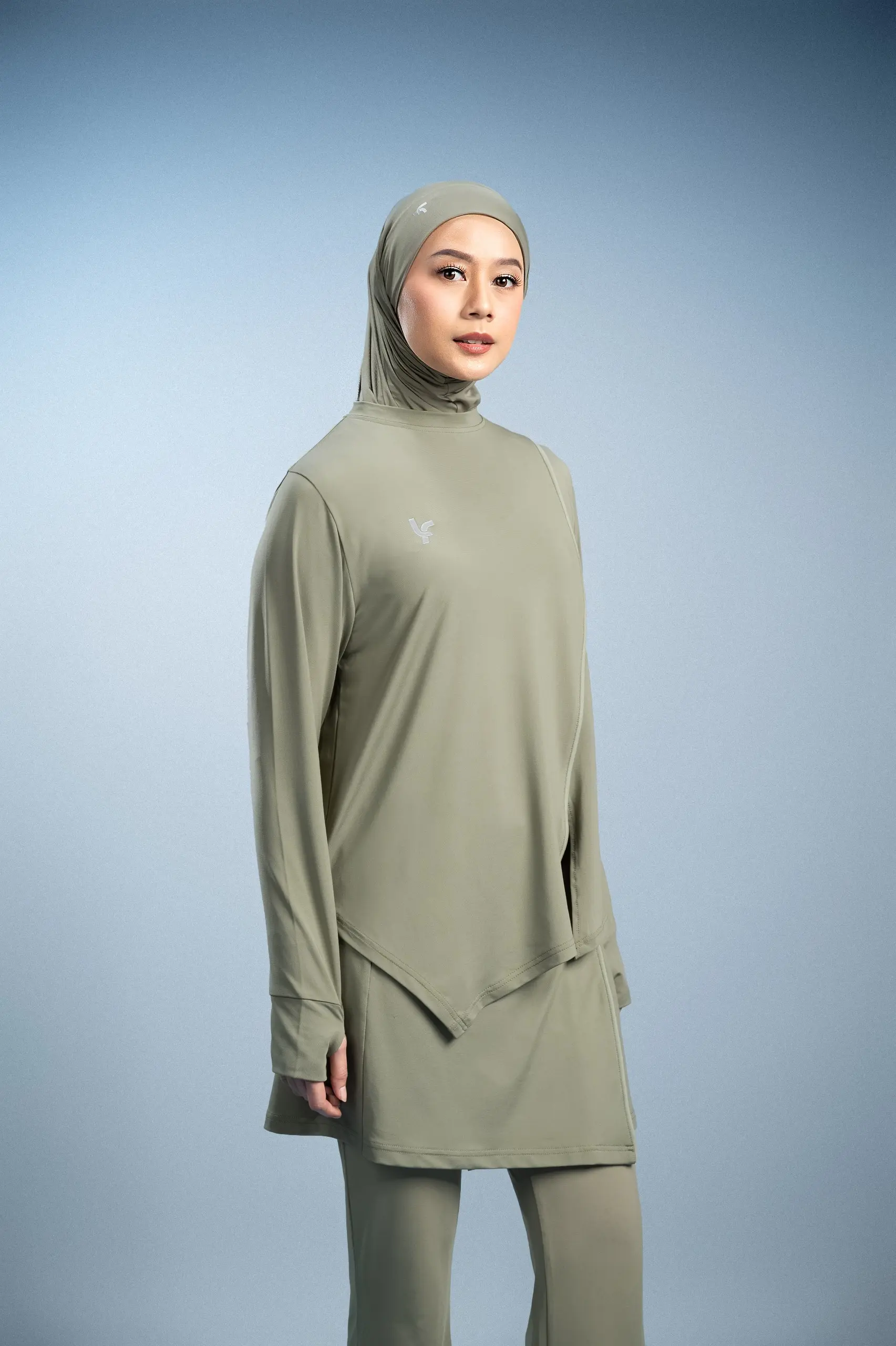 LADY FIT STRIVE TOP MOSS