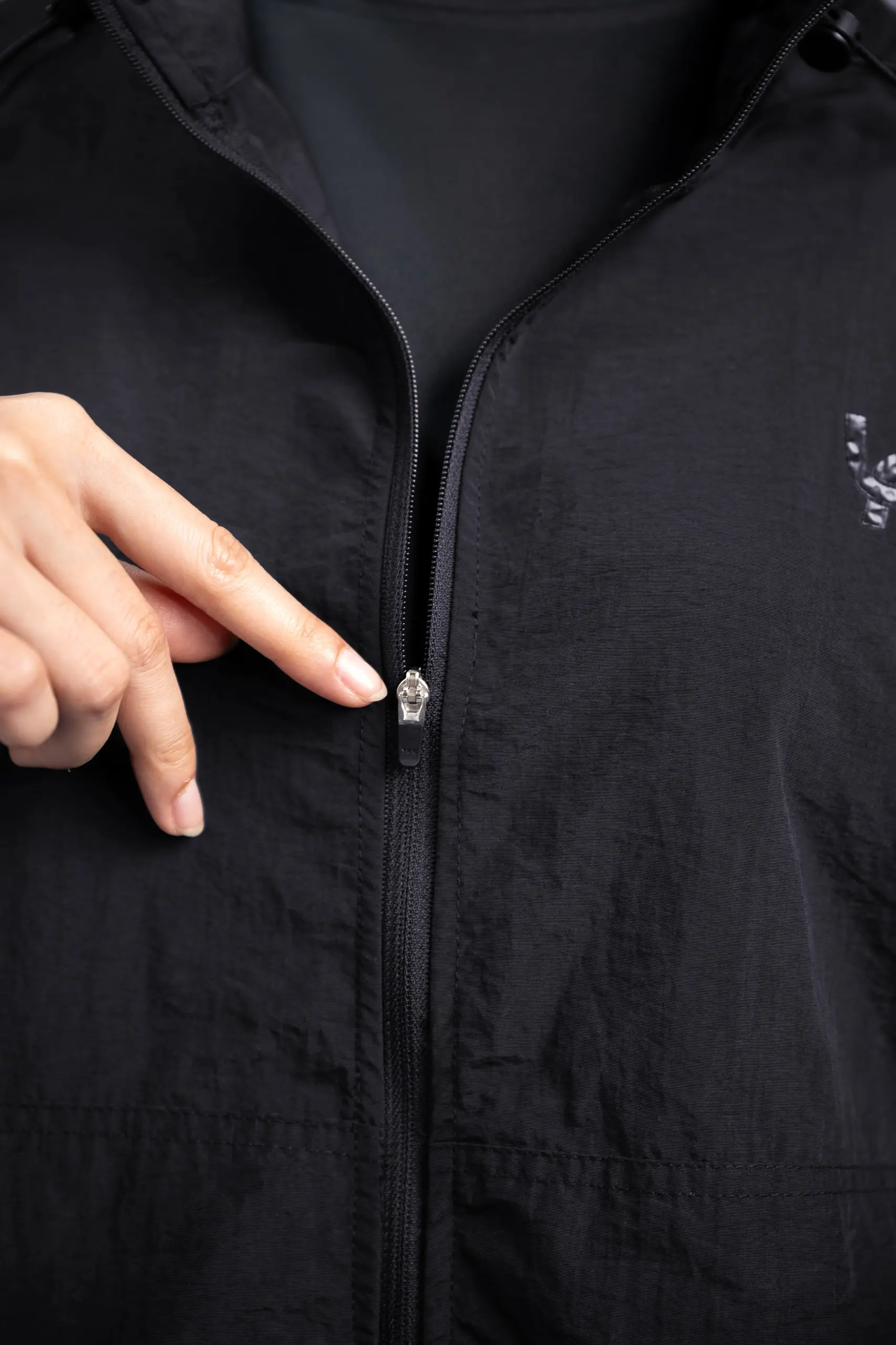 LADY FIT STRIVE BOXY JACKET BLACK