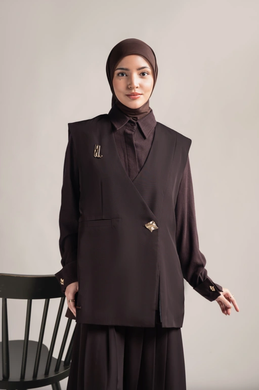 DEAR TO HEART VEST AMERICANO
