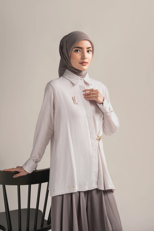 Image of DEAR TO HEART SHIRT SAND