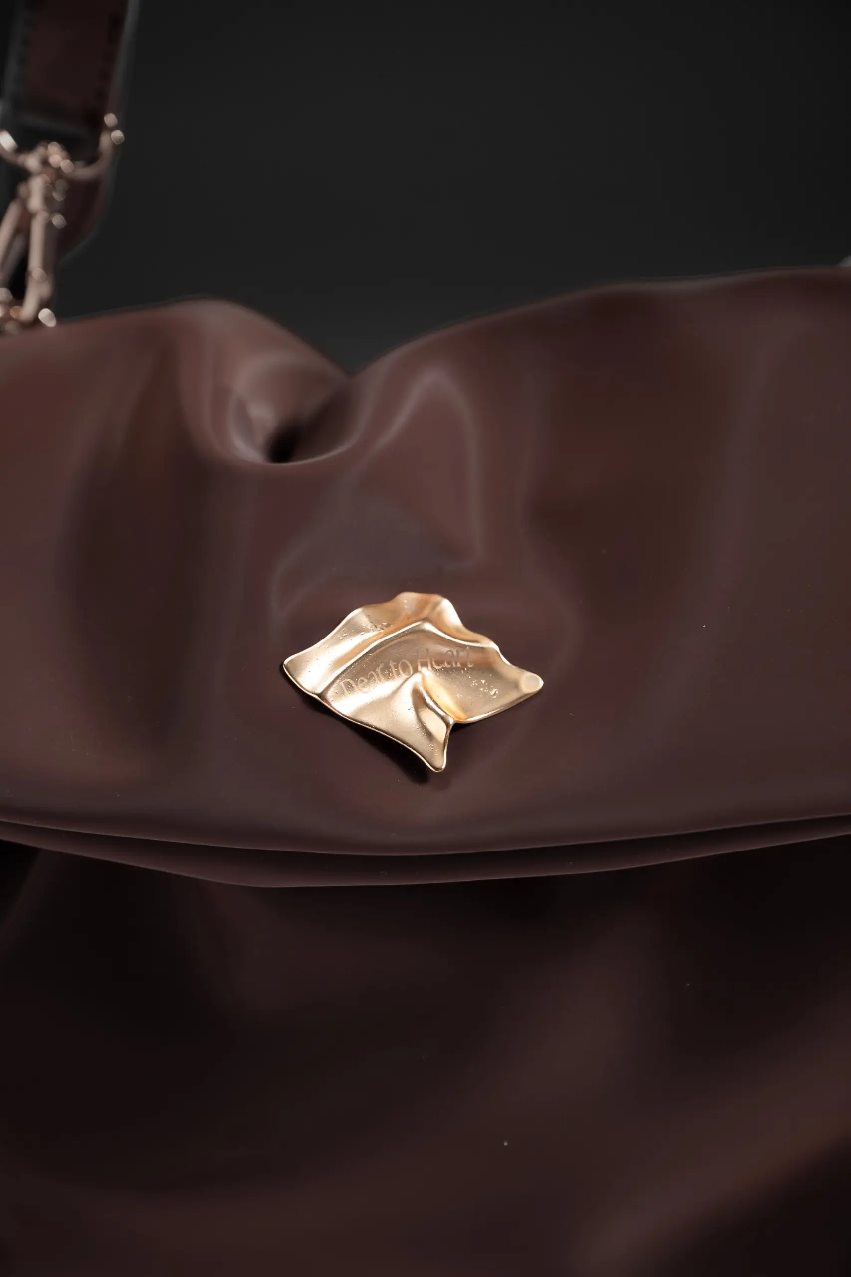 DEAR TO HEART BAG BRUNETTE