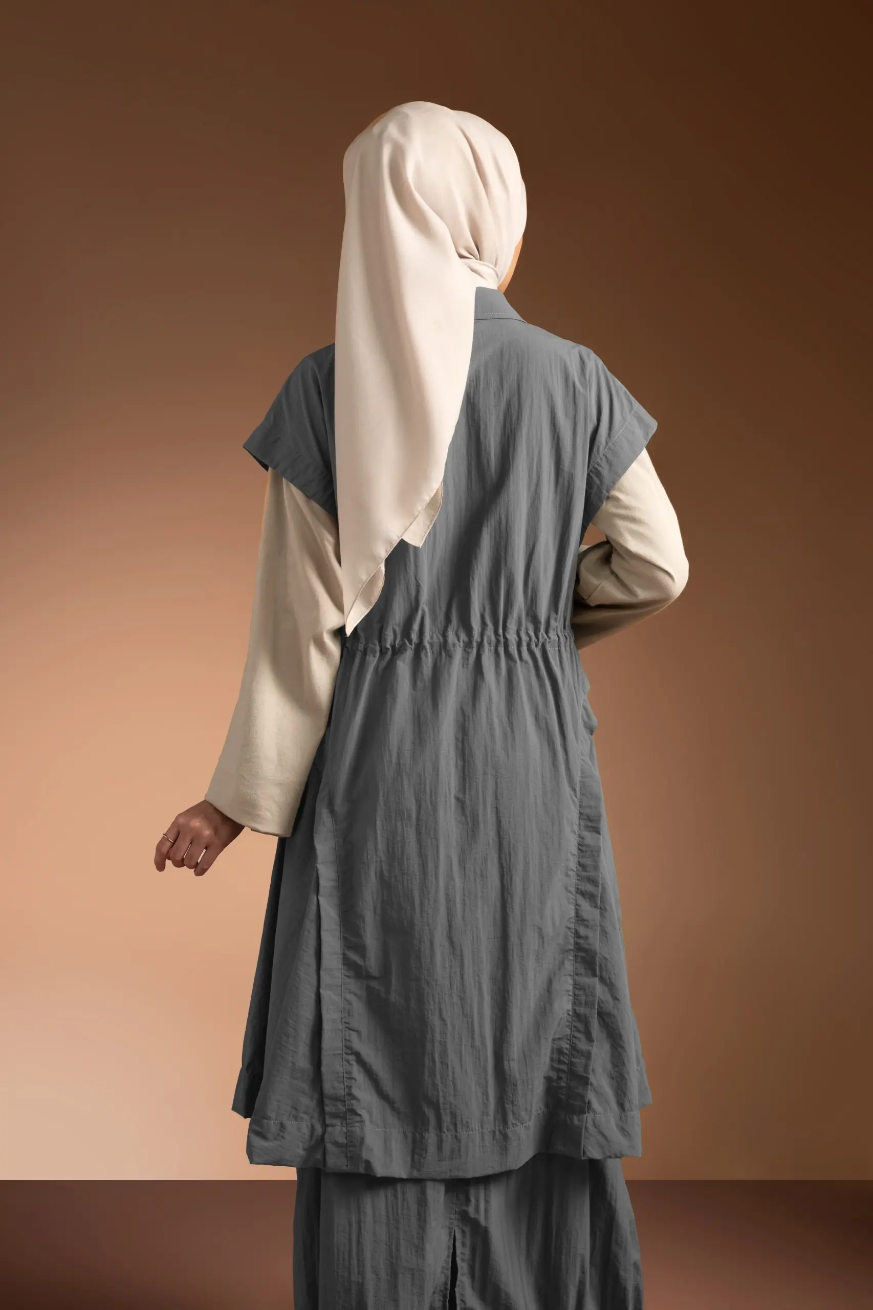 MARGOT 2.0 LONG VEST CEMENT