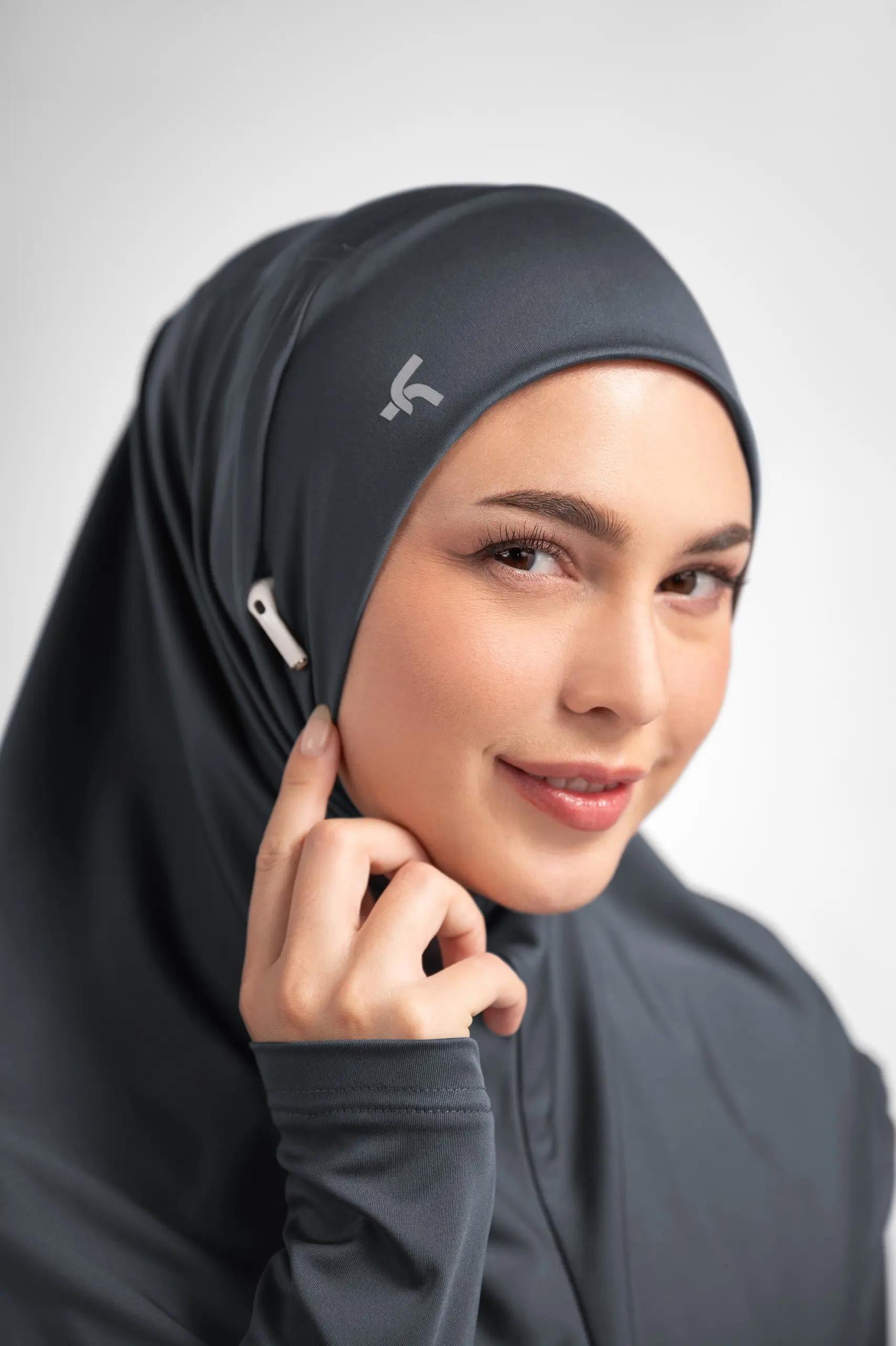 LADY FIT RUNERA HIJAB INSTANT CHARCOAL