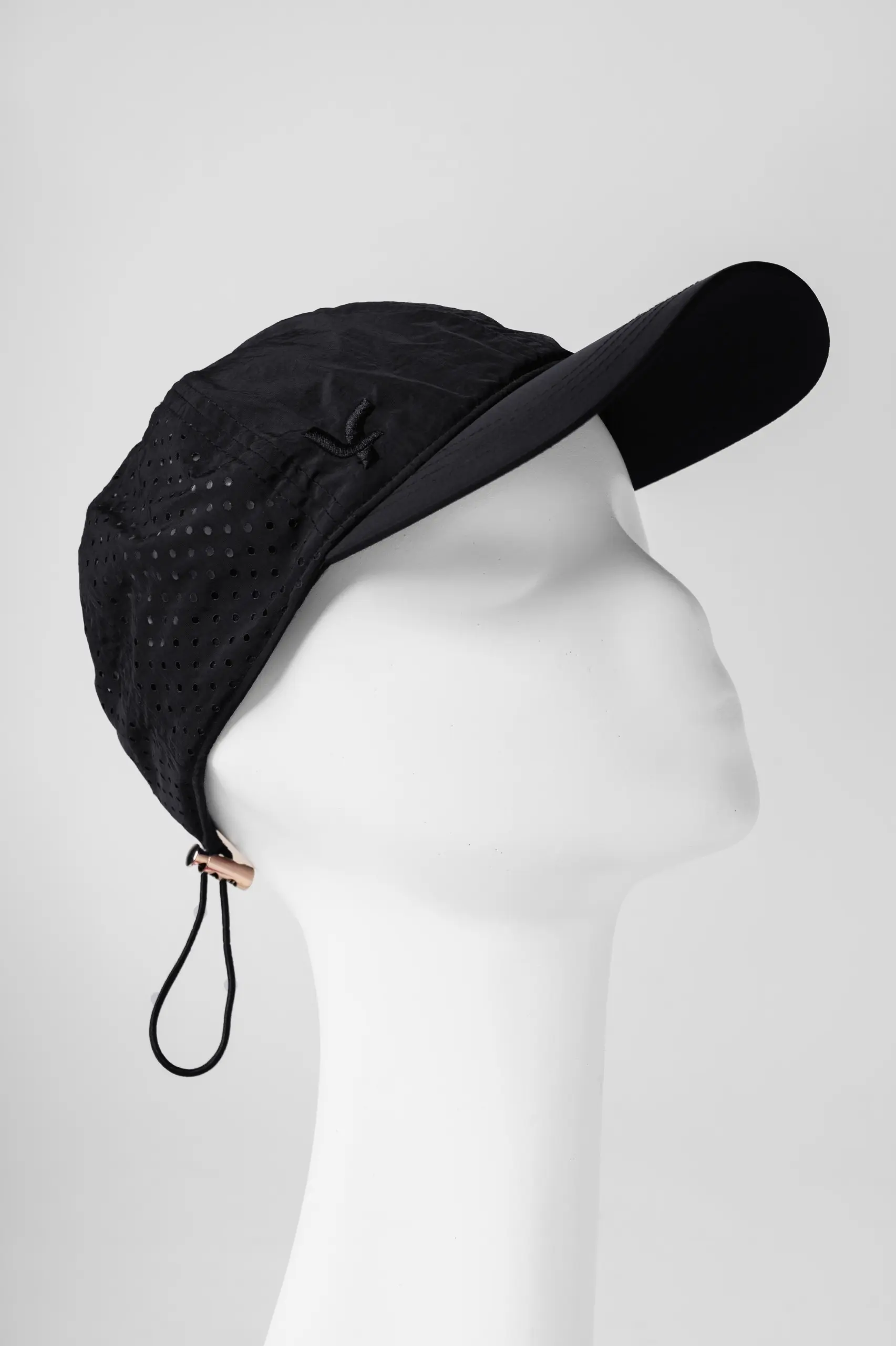 LADY FIT RUNERA CAP ONYX