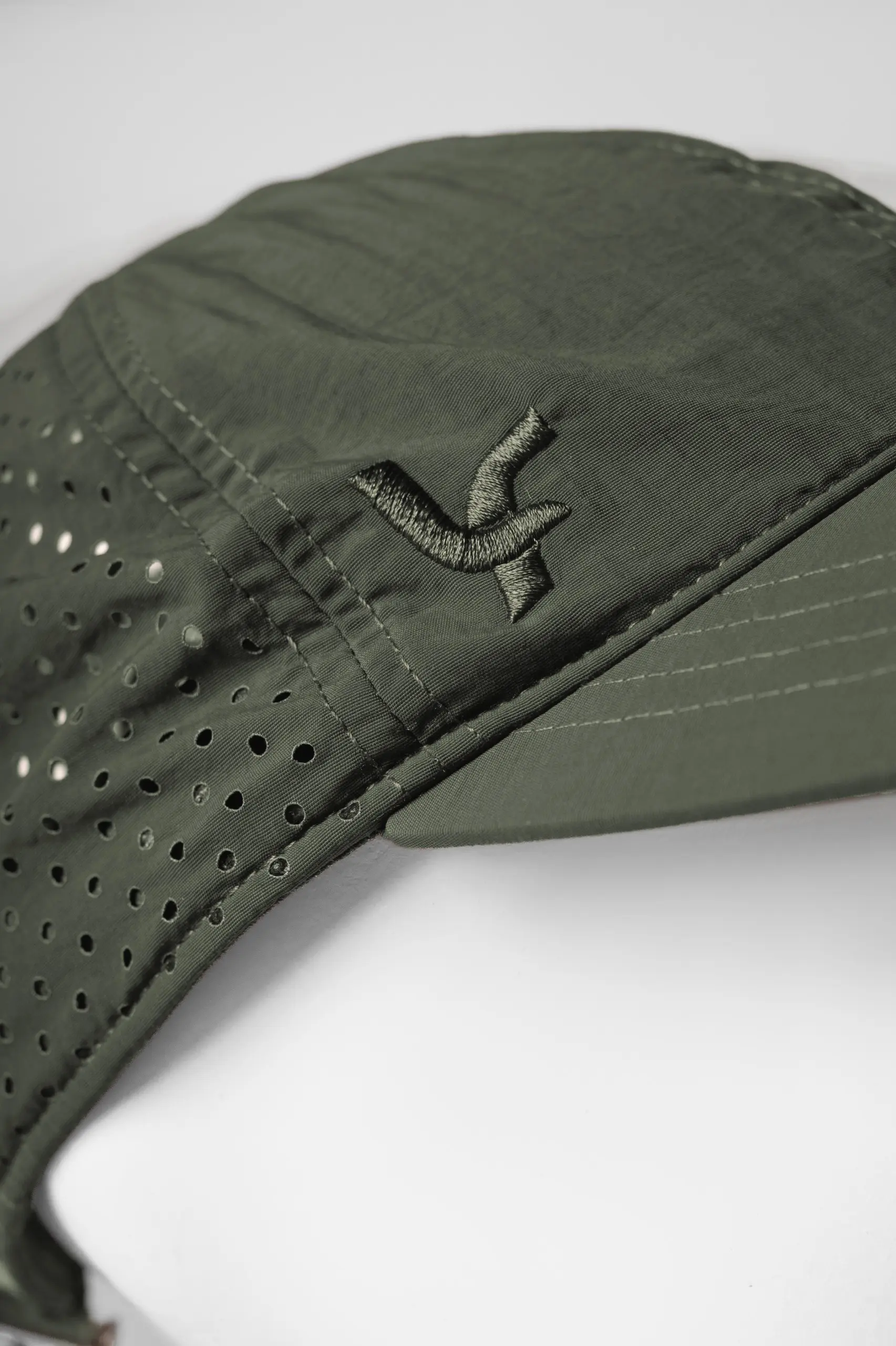 LADY FIT RUNERA CAP ARMY
