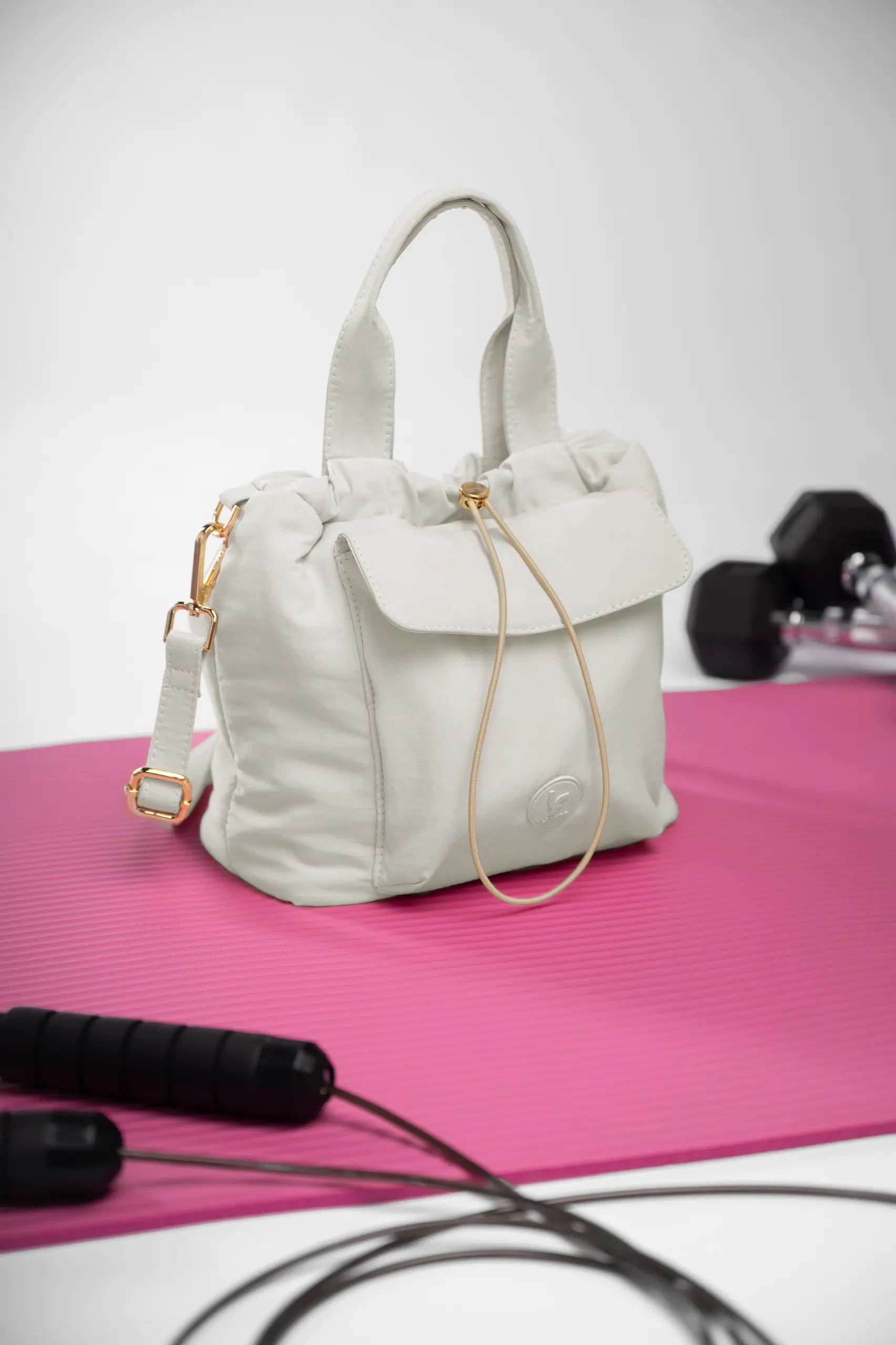 RUNERA SLING BAG BONE