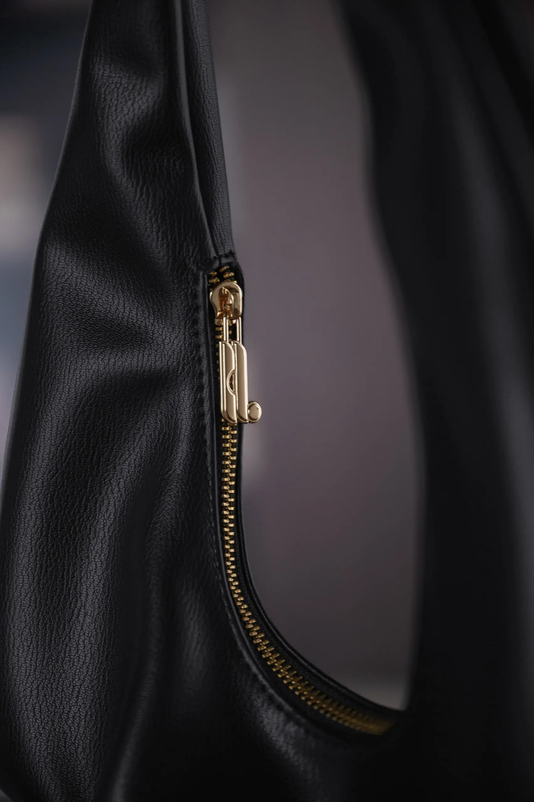 CONNECT TOTEBAG NOIR