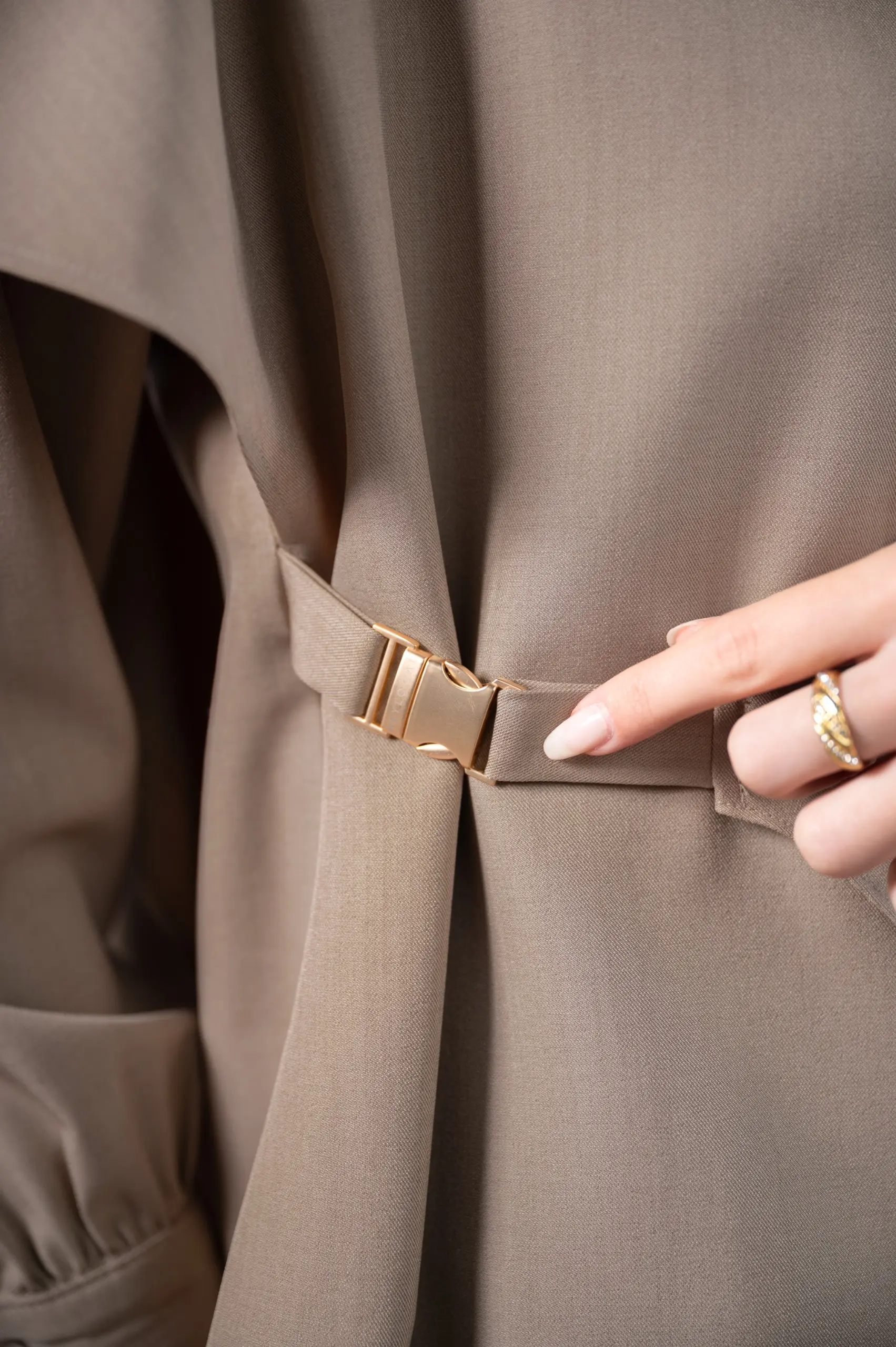 CONNECT BLOUSE FAWN