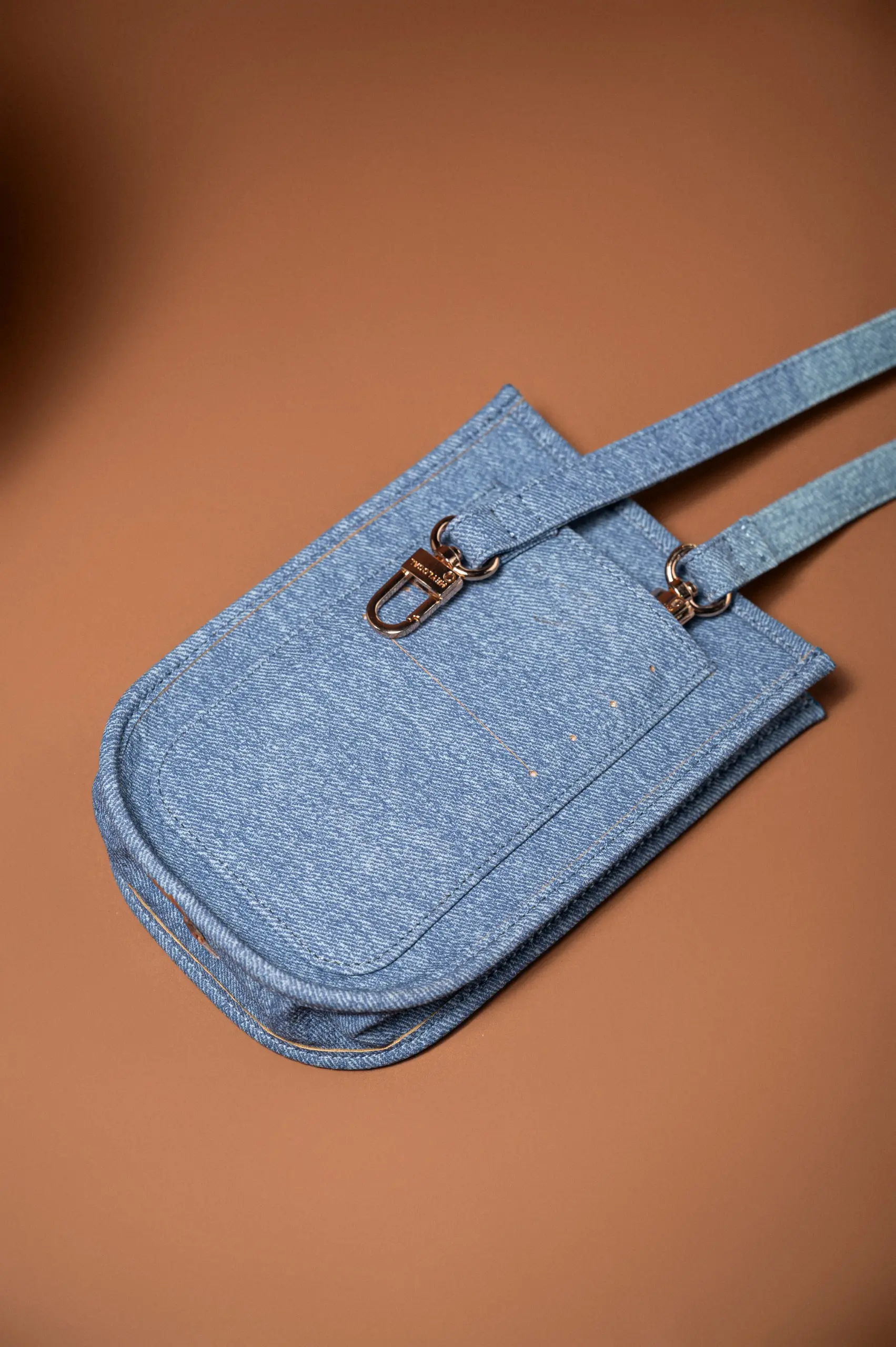BLEUETTE PHONE BAG DENIM