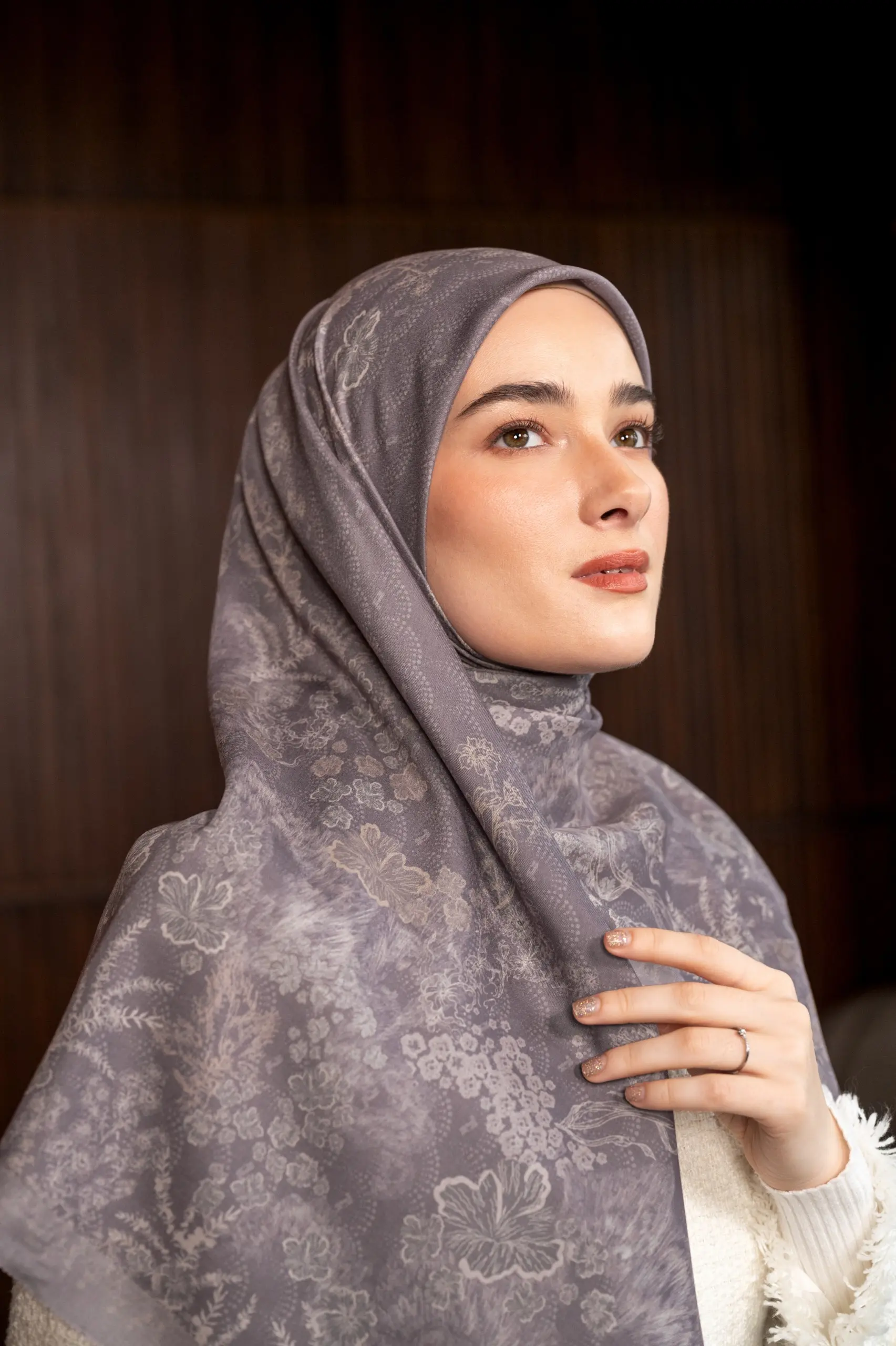SANDREA SCARF ASHLAR