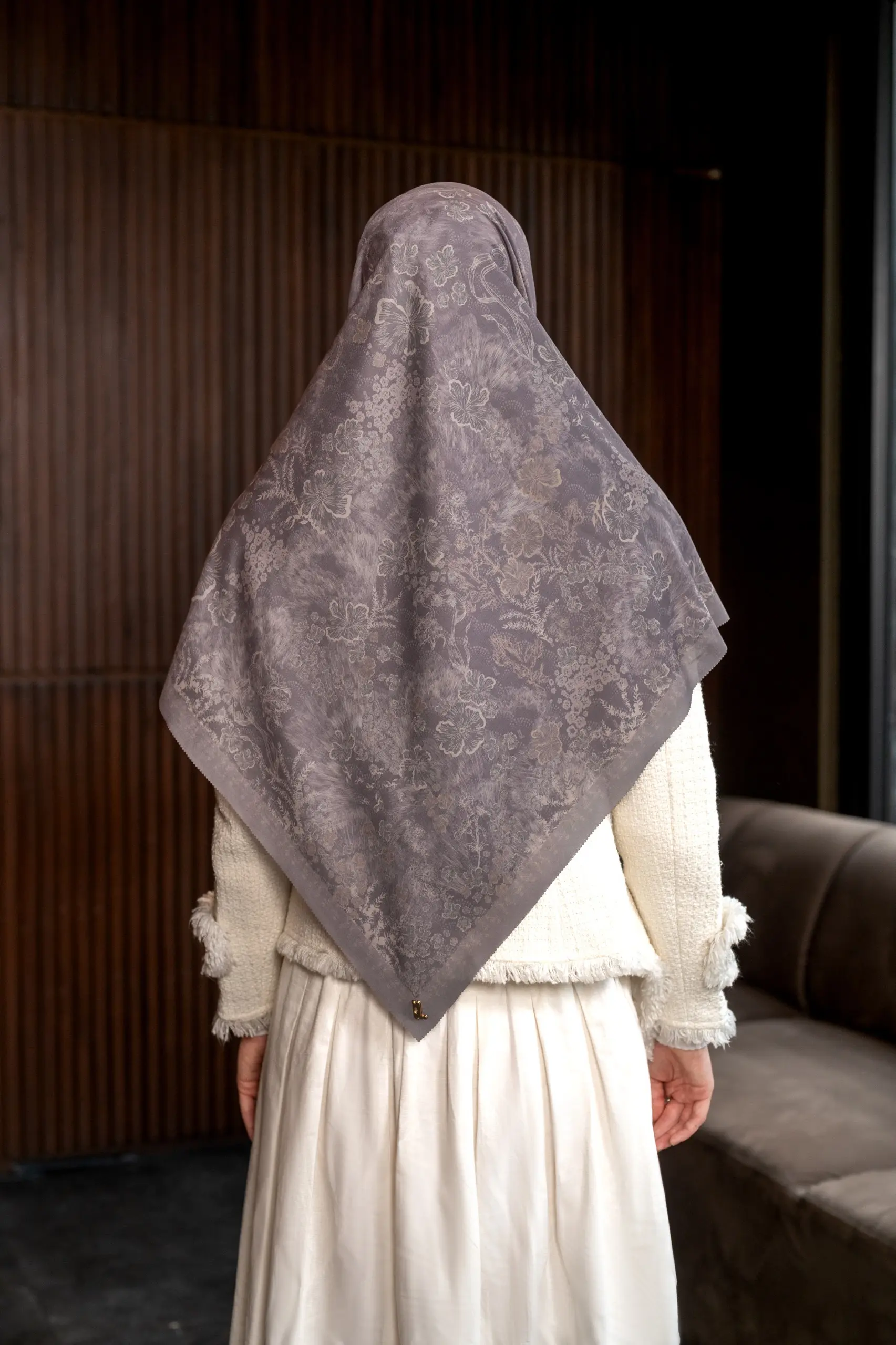 SANDREA SCARF ASHLAR