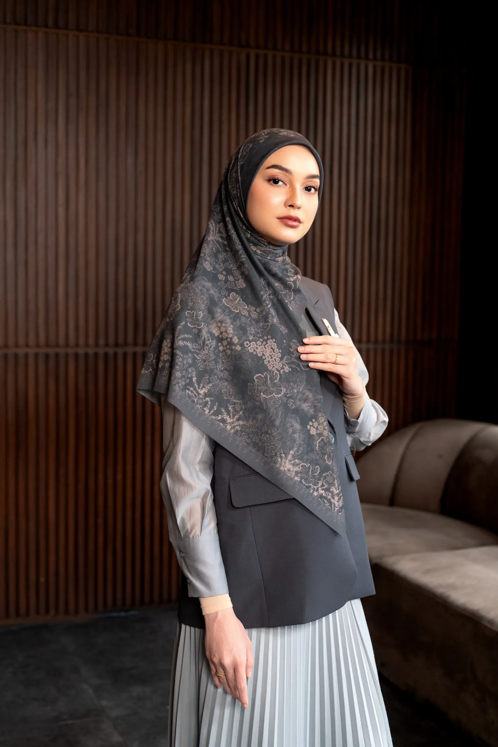 SANDREA SCARF GRAVELLE