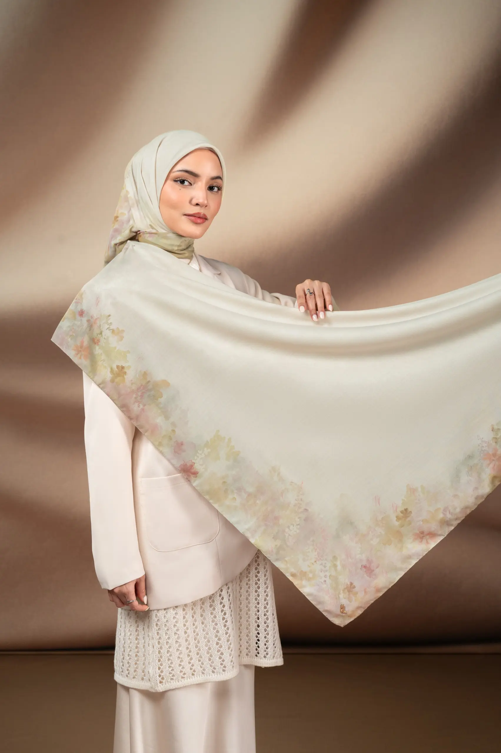 PALETTIA SCARF LUMINE