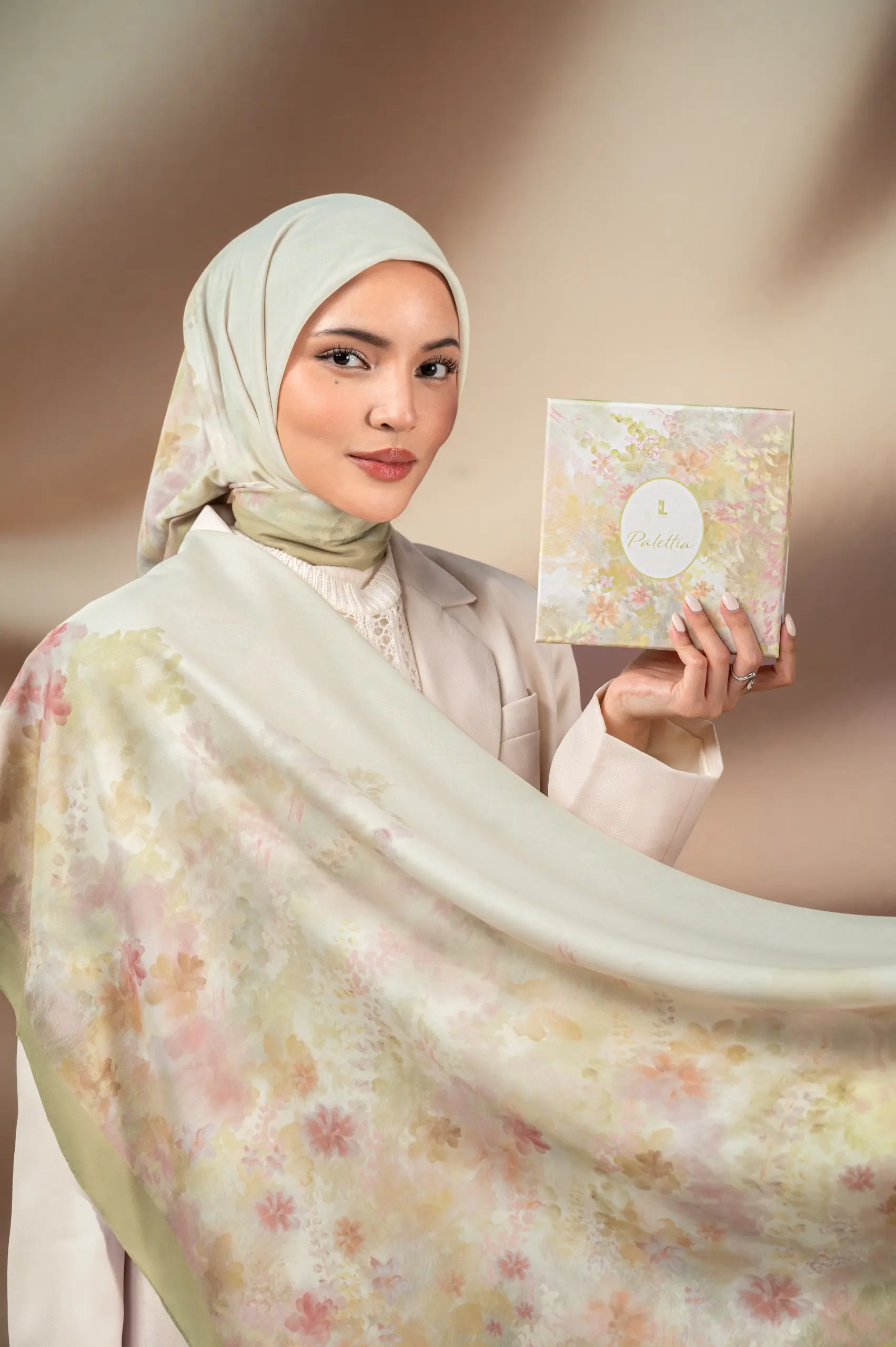 PALETTIA SCARF LUMINE