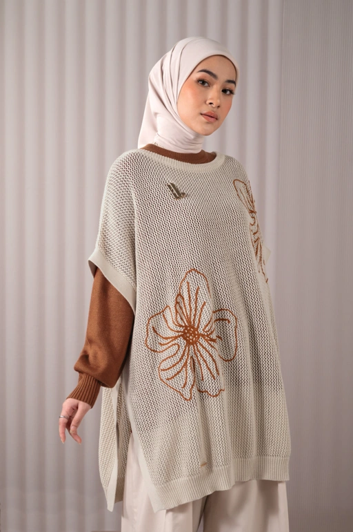 Image of MARÉA KNIT IVORY