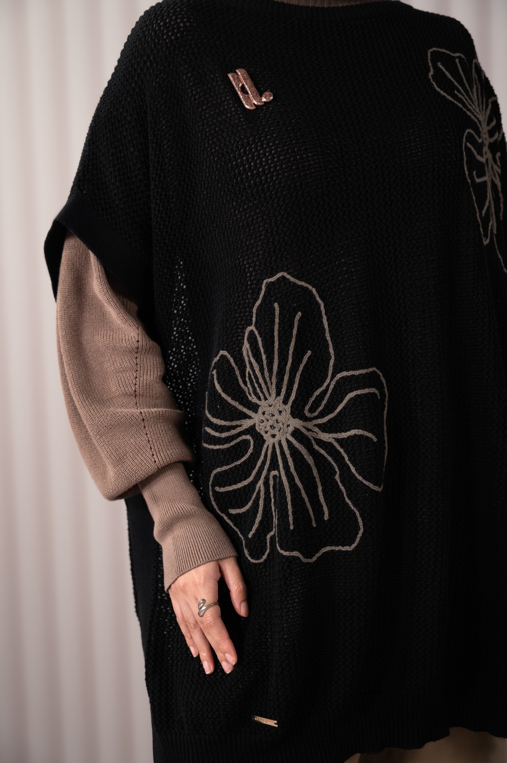 MARÉA KNIT BLACK