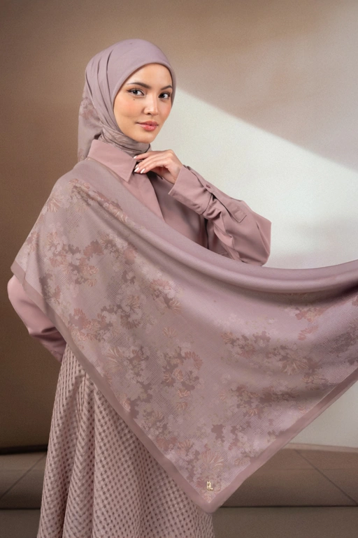 Image of ELOK SCARF KUSUMA