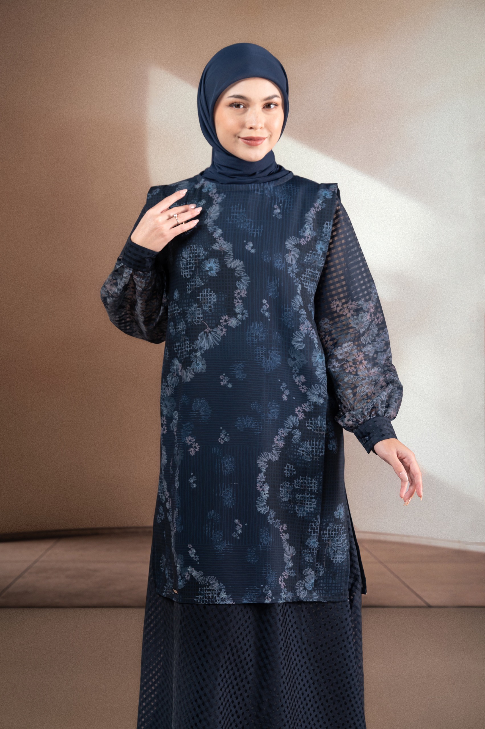 TUNIK BERMOTIF ELOK