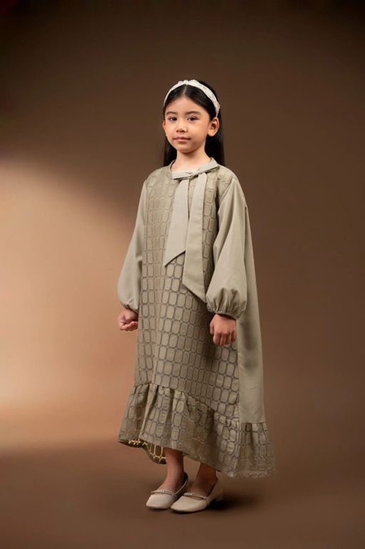 Image of GAUN BROKAT ANAK RENJANA TENUN