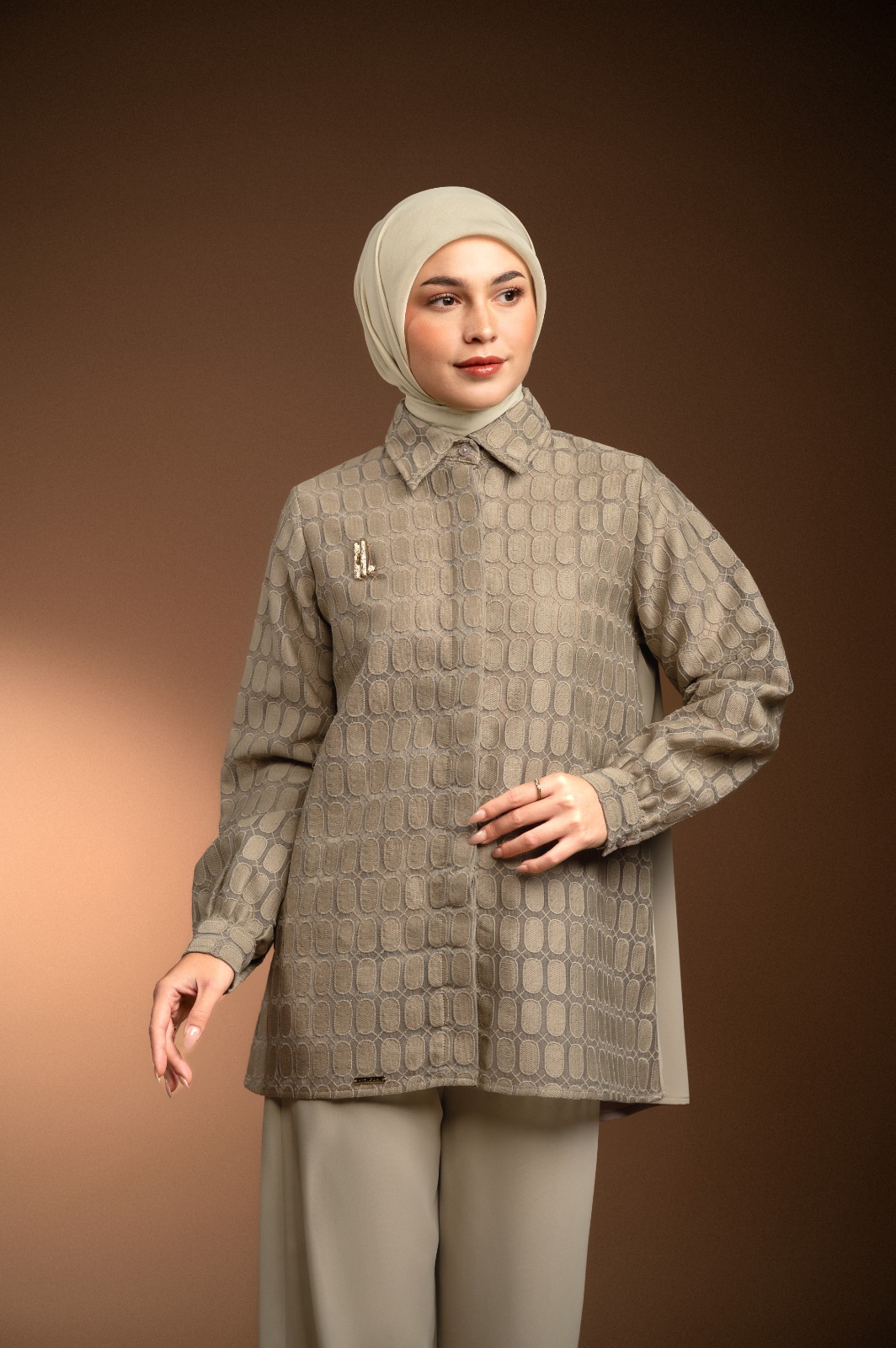 KEMEJA BROKAT RENJANA
