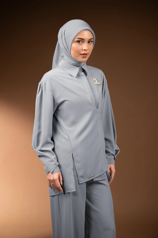 Image of KEMEJA DRAPERI RENJANA EMBUN