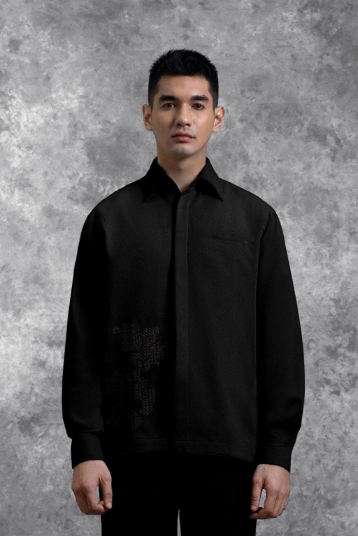 Image of Kemeja Bordir Renjana Lengan Panjang Bayang