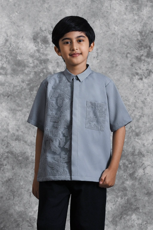 Image of Kemeja Anak Brukat Saku Renjana Embun