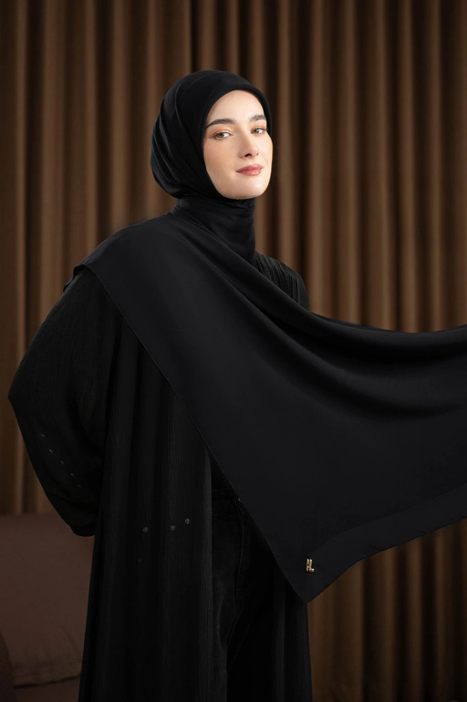 Image of FLOWY SCARF BLACK