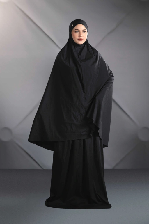 Image of BOUTONNE PRAYER SET ONYX