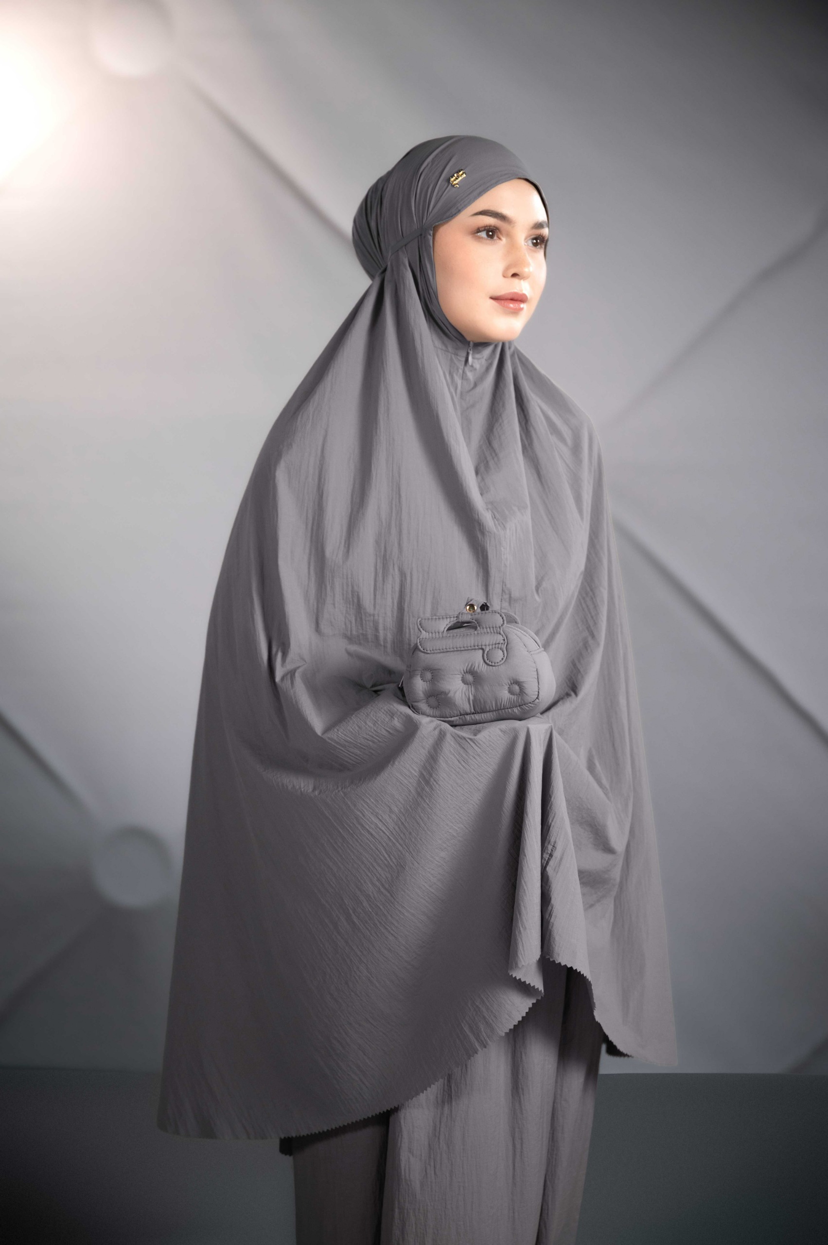 BOUTONNE PRAYER SET STORM