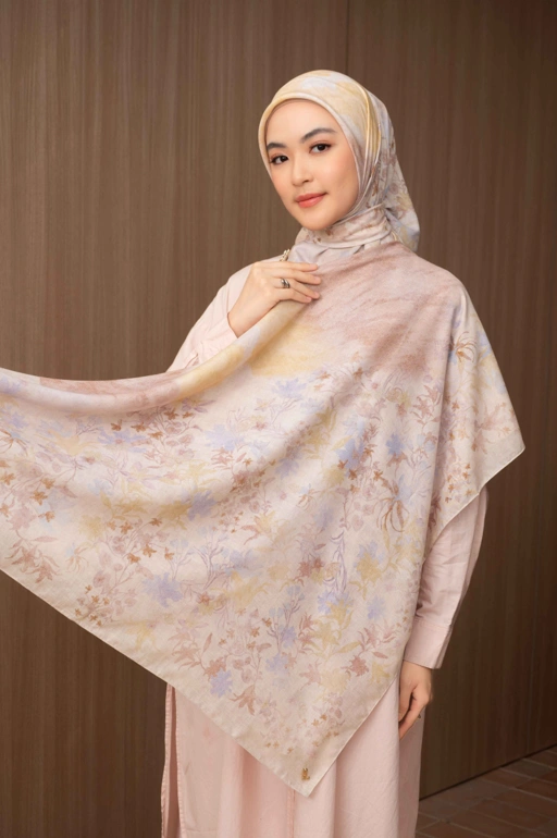 Image of FLEUR DE RÊVE SCARF CHOCOBLOOM