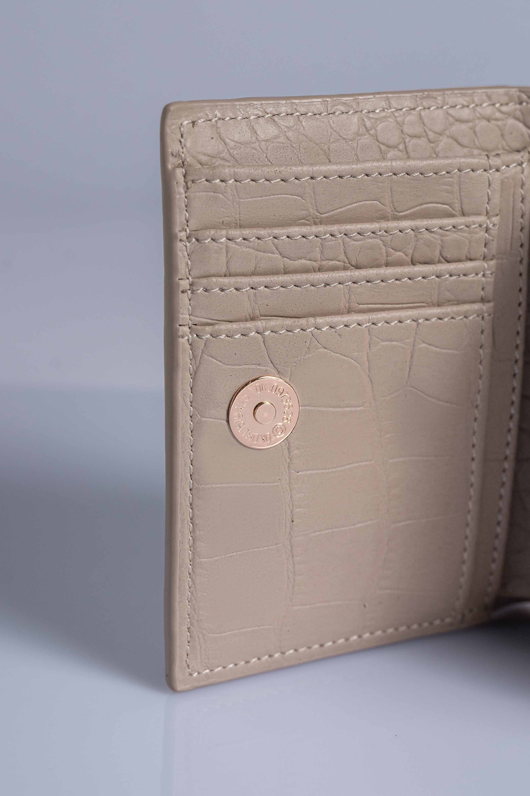 BRIA WALLET SAND