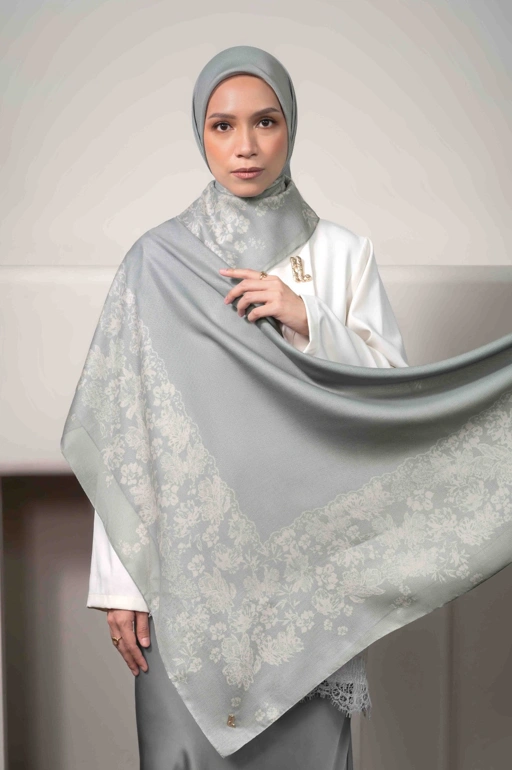 Image of NOIRLACE SCARF FROST