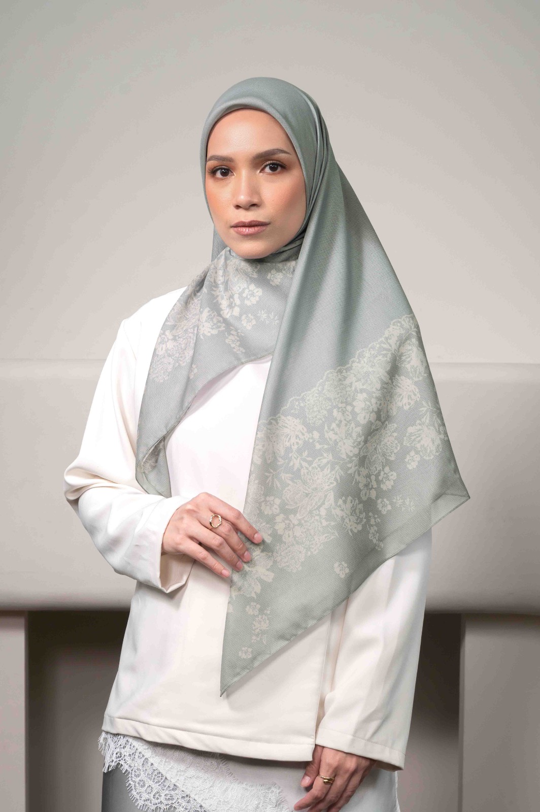 NOIRLACE SCARF FROST
