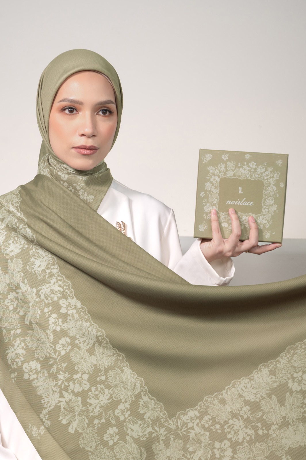 NOIRLACE SCARF THYME