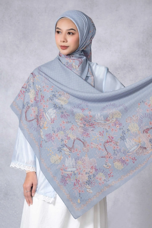 Image of BEYOND BATAVIA SCARF BLUEBELL