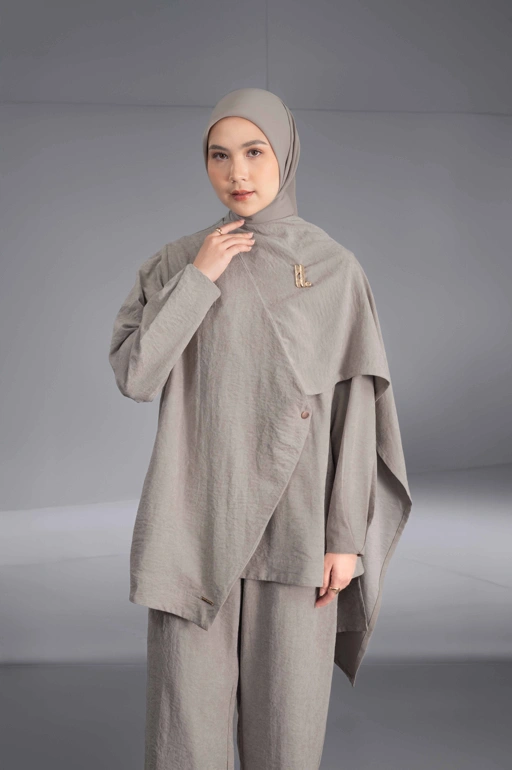 Image of ADELINE TOP KHAKI