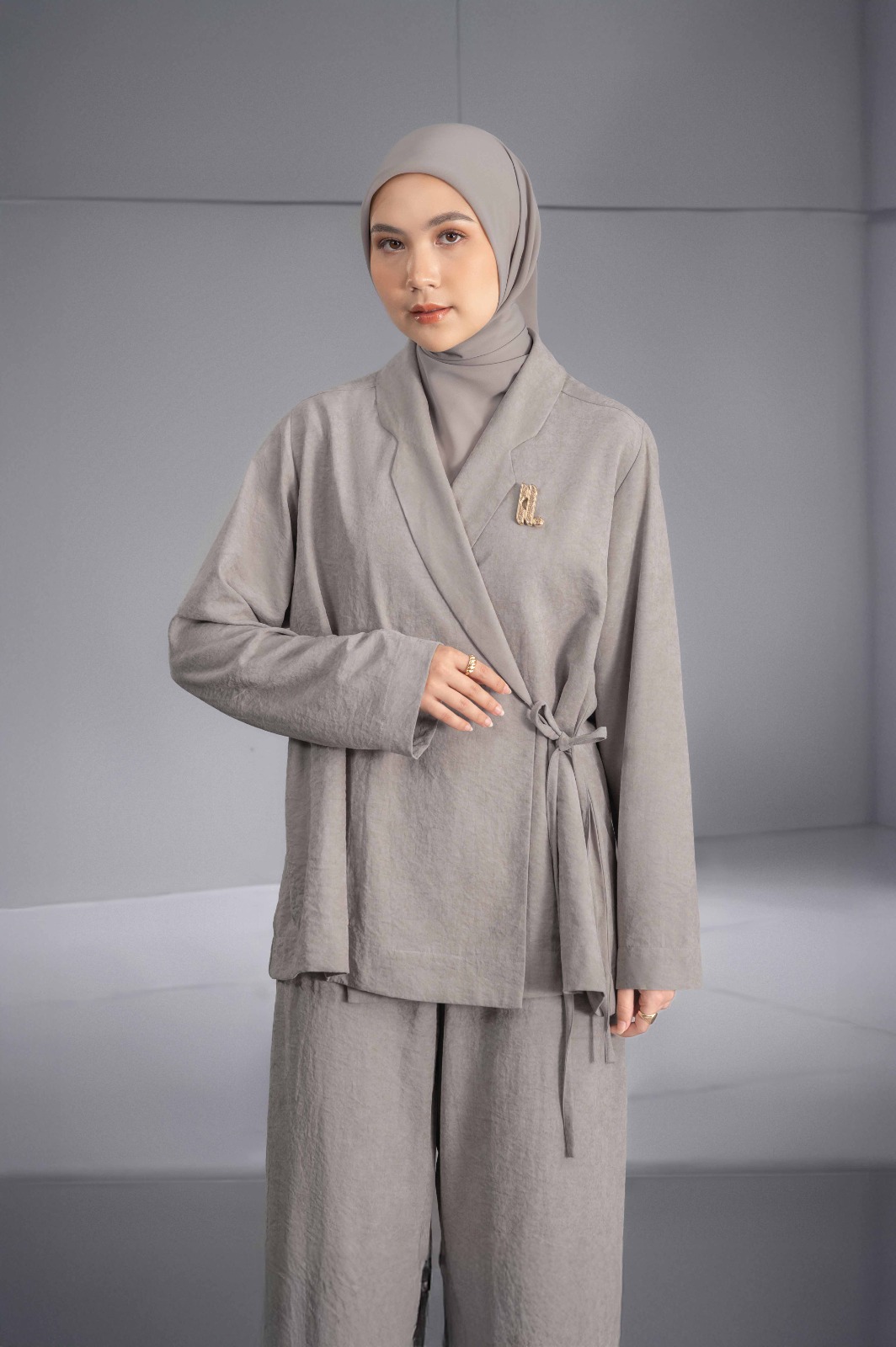 ADELINE OUTER KHAKI
